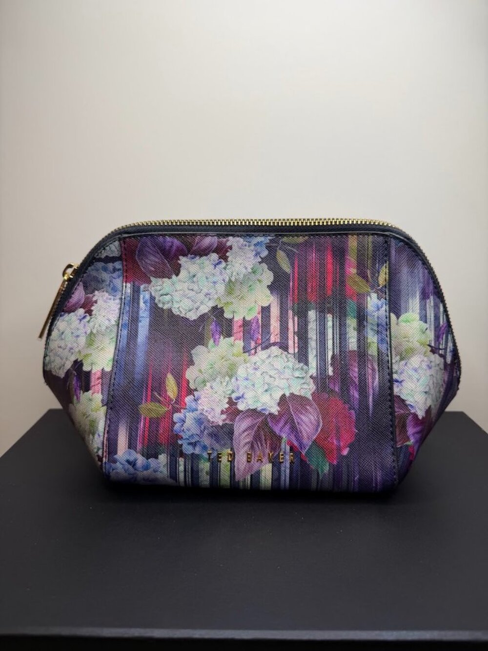 Ted Baker London Floral Hydrangea Dome Cosmetic Case Makeup Bag